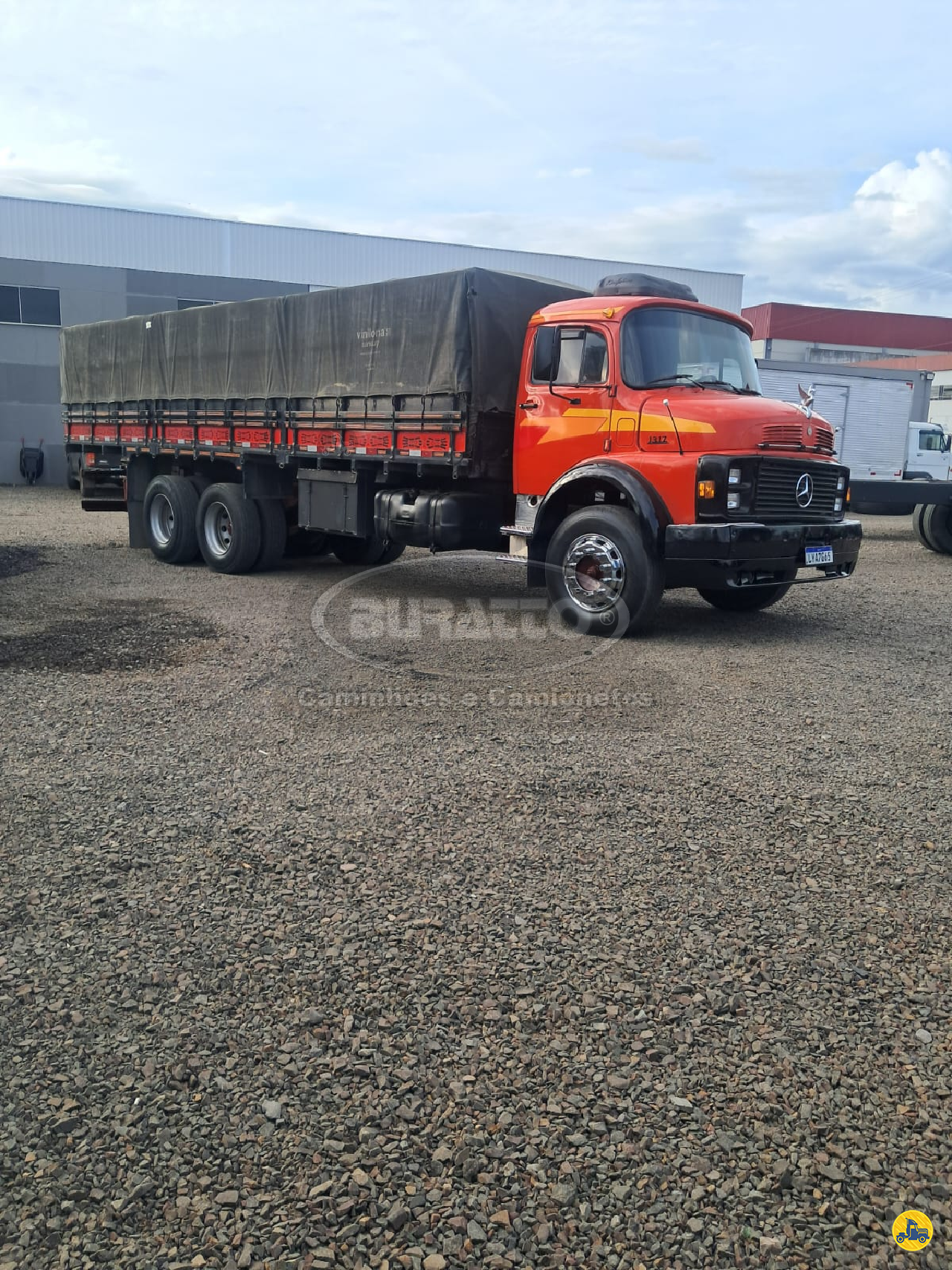 CAMINHAO MERCEDES-BENZ MB 1317 Graneleiro Cavalo 6x2 Buratto Caminhões e Camionetas LAGES SANTA CATARINA SC